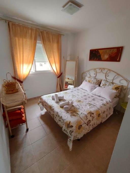 Penthouse Paradiso: 2Br Oasis In Casares Del Sol Exteriér fotografie