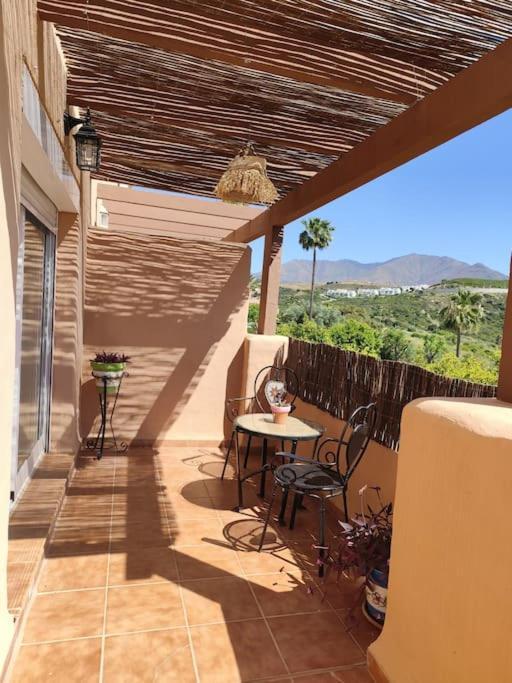 Penthouse Paradiso: 2Br Oasis In Casares Del Sol Exteriér fotografie